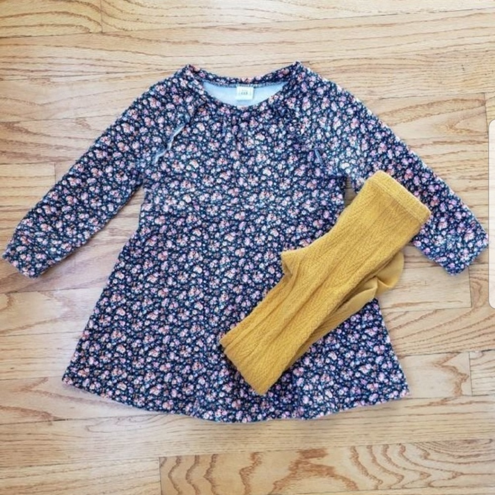 Gap Dress w/tights